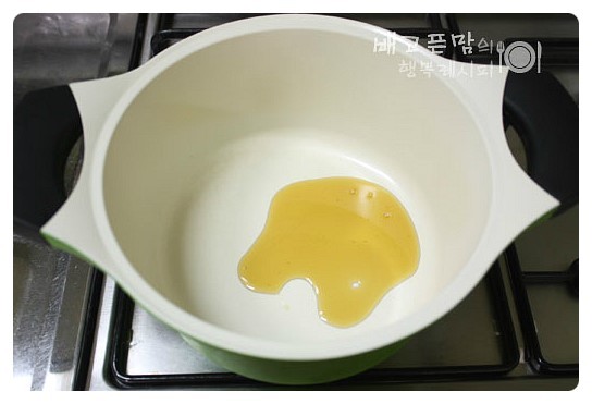 국물과 함께 떠서 드세요~~