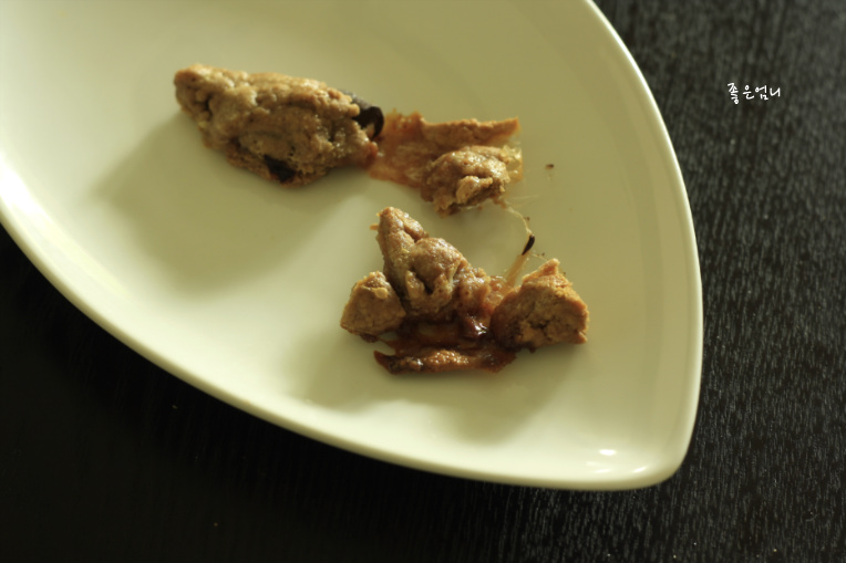 유아틱한 입맛의 어른을 위하여 - 모카 머쉬멜로 스콘 1