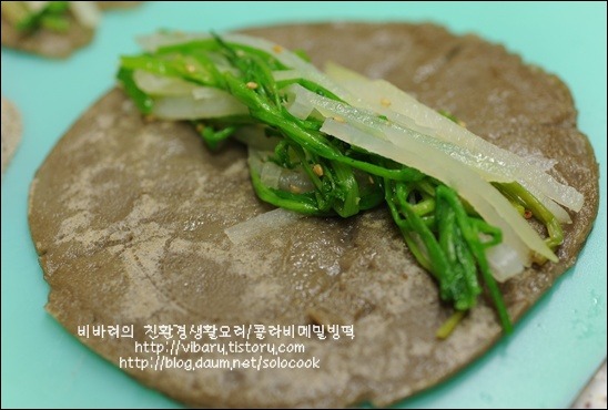 제주도의 특별음식 콜라비메밀빙떡과 옥돔구이