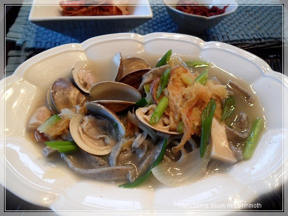 바지락칼국수 이미지