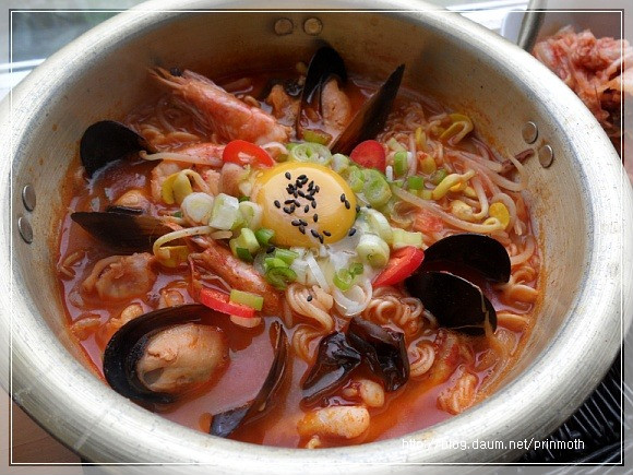 진~~짜 오징어 해물 짬뽕 라면~~~ㅎㅎㅎ