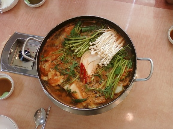 인덕원메기매운탕 이미지