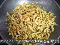 가을무우의 변신은 무죄!~꼬들꼬들한 무우말랭이무침! [준비중]