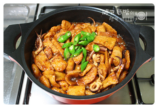 든든한 밑반찬으로 좋아요~~