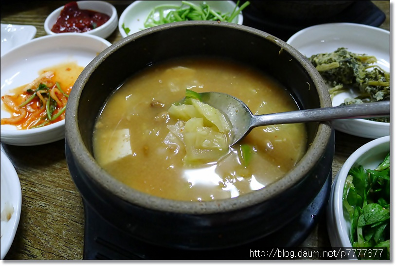 절대로 잊을 수 없는 은은하게 여운이 남는 송이의 향과 맛^^