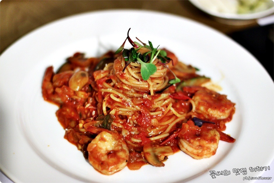 교대맛집-돌판위에서 스테이크가?맛도 좋고 분위기도 좋은-트레비파스타