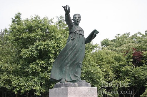 최초의 여성 의병 지도자 윤희순