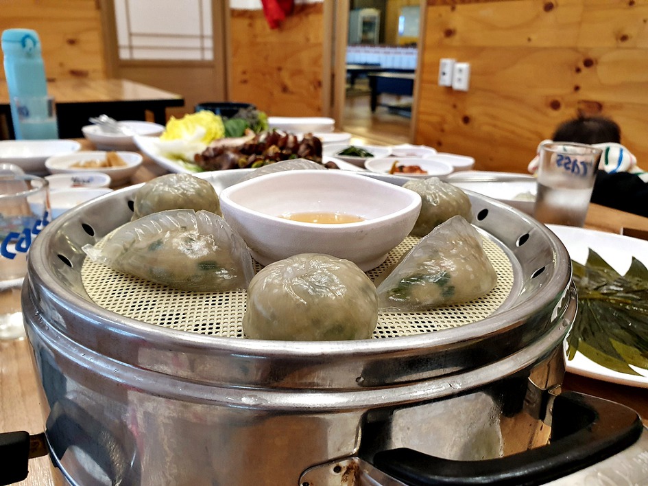 족발 모듬세트, 들깨칼국수, 청와칼국수