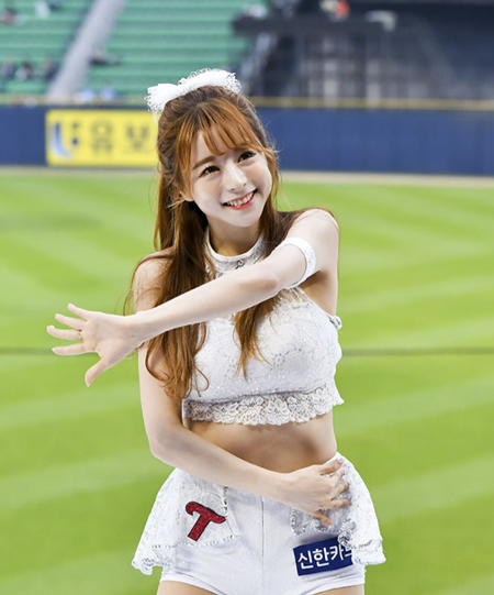 LG 치어리더 최하윤