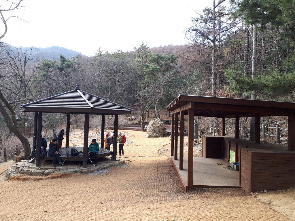 도심속의 100대 인기 명산 청계산에 오르다