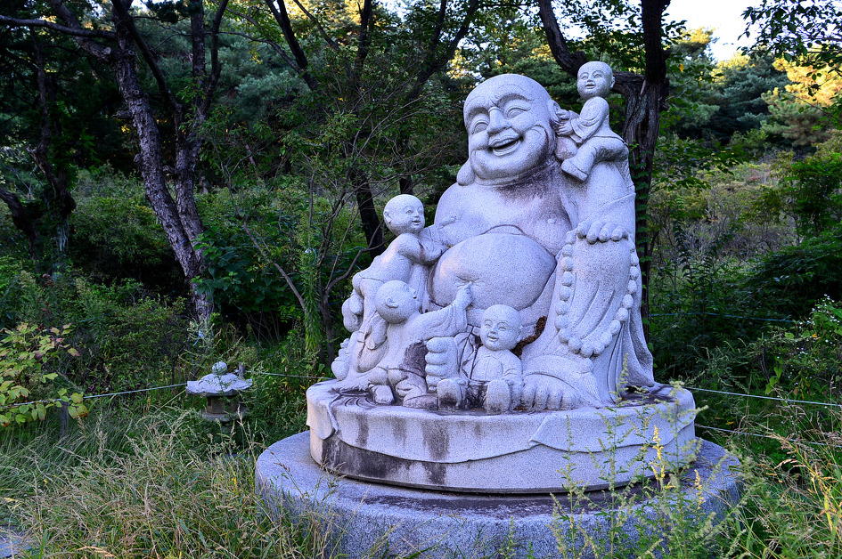 폐허 처럼 변해버린 잡초만 무성한 시크릿 가든 ~