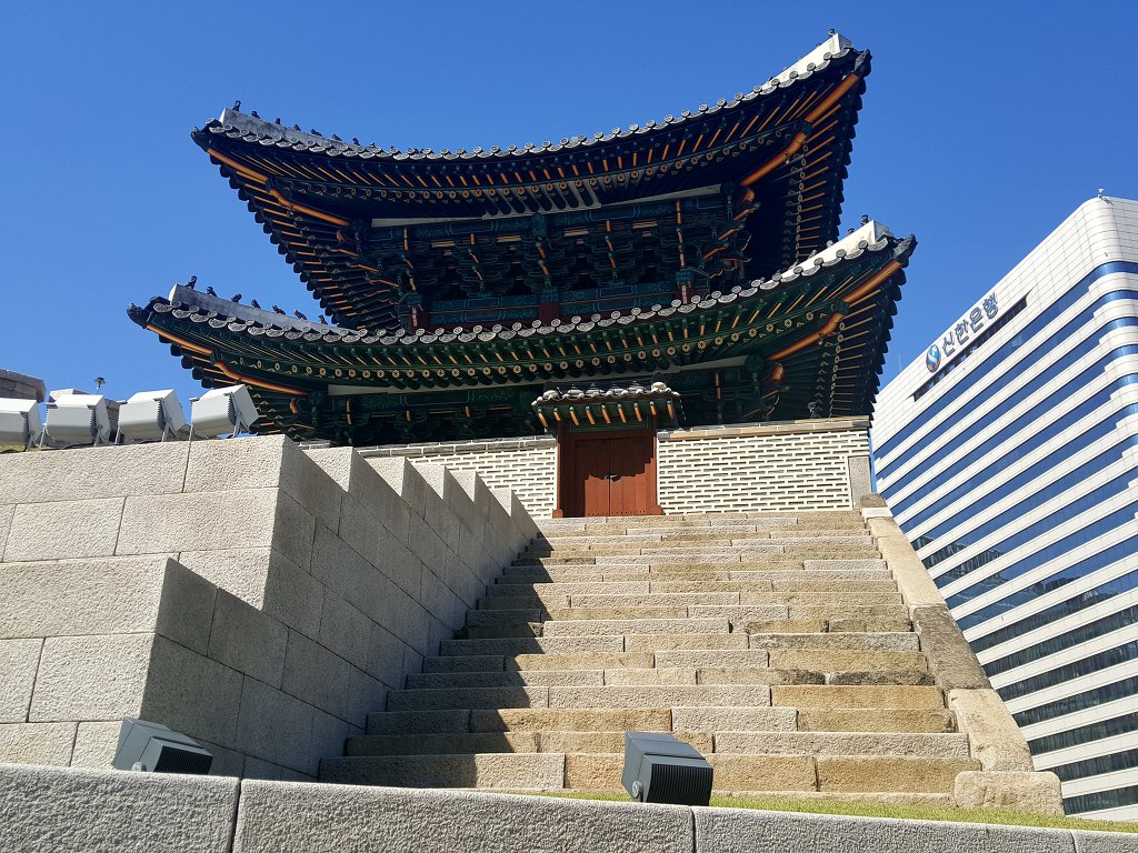 대한민국 국보1호 남대문 숭례문 화재 이후 국민의 품안으로 서울 중구 여행